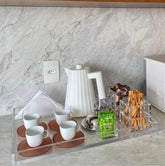 Bandeja Acrílica com Alças Laterais- Premium